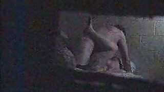 Рогоносец облизва мръсната дупка на жена си след секс порно клипове развратна брачна нощ